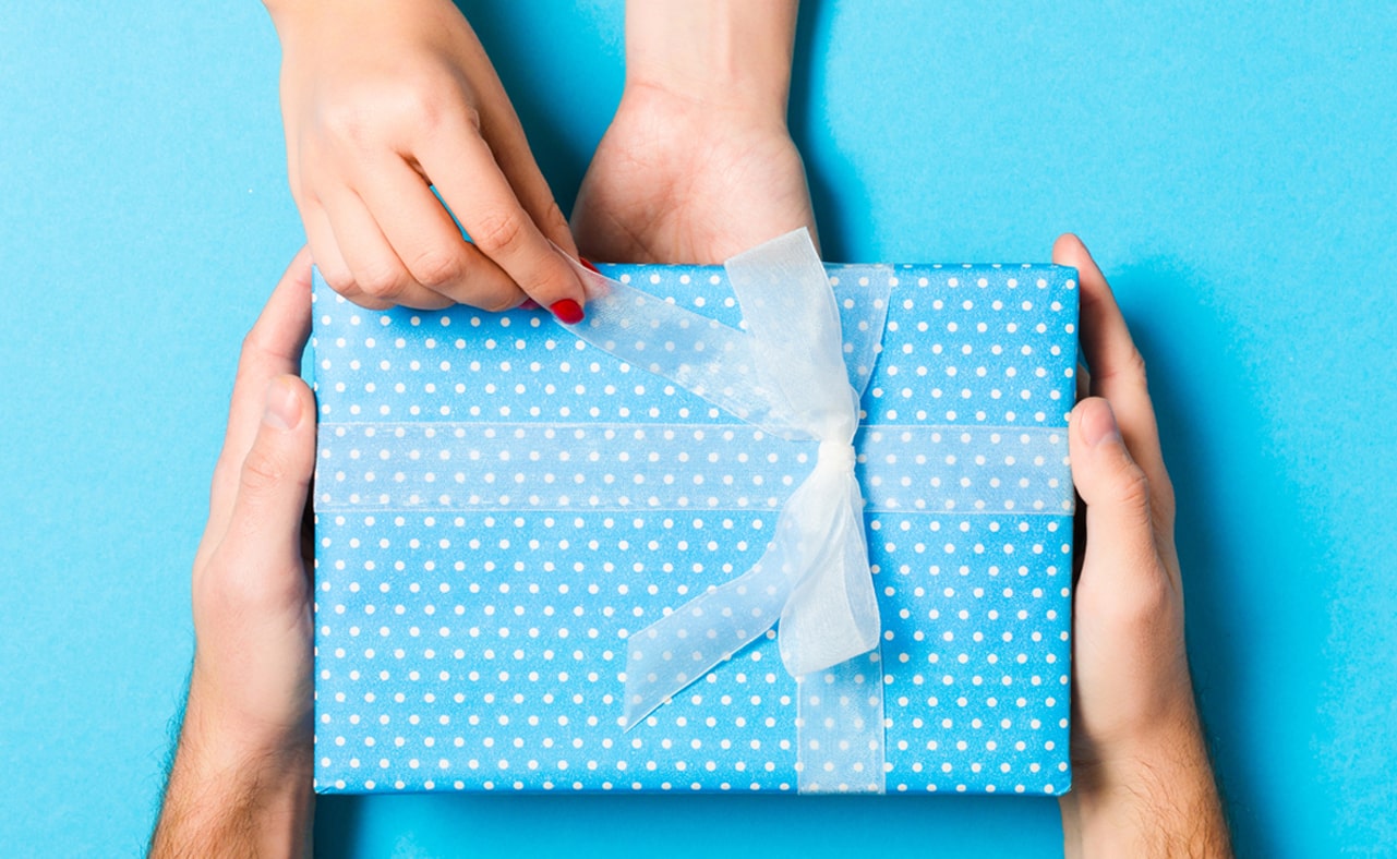 The Secret to Being a Great Gift Giver – Chapstick SBC